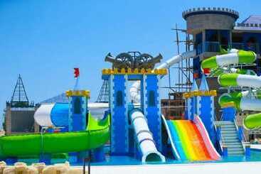 Gravity Hotel & Aqua Park Sahl Hasheesh Families And Couples Only