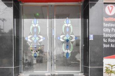 酒店 Oyo 48899  V Seven