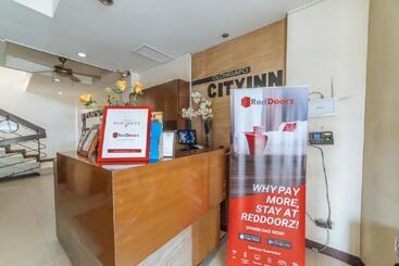 ホテル Reddoorz Near Olongapo Bus Terminal