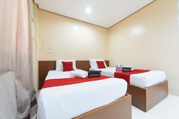 ホテル Reddoorz Near Olongapo Bus Terminal