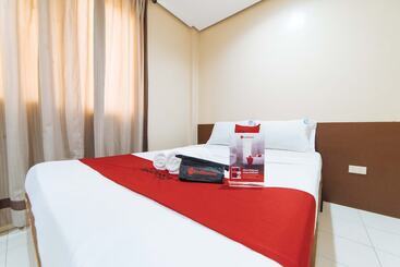ホテル Reddoorz Near Olongapo Bus Terminal