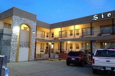 Siesta Motel