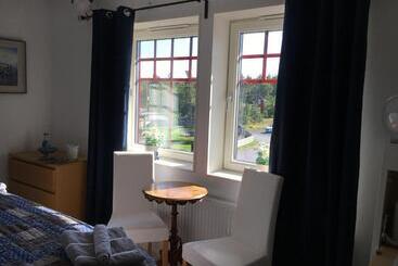 تختخواب و صبحانه öregrund Bnb