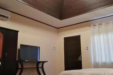 Hidden Jewel Resort