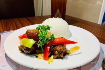 هتل Davao Persimmon Suites