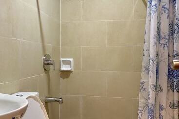 هتل Davao Persimmon Suites