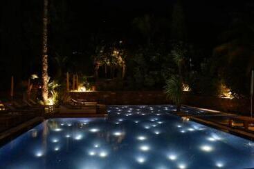 Отель La Piscine