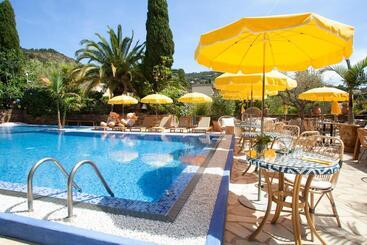 هتل La Piscine