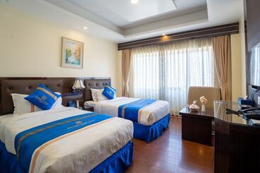هتل Shangrila Blu