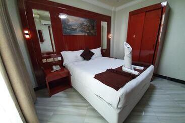 تختخواب و صبحانه Jaromax Palace