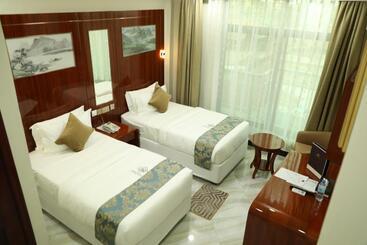 تختخواب و صبحانه Jaromax Palace