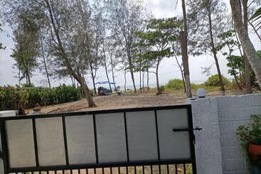 تختخواب و صبحانه Kadalamma Beach Homestay