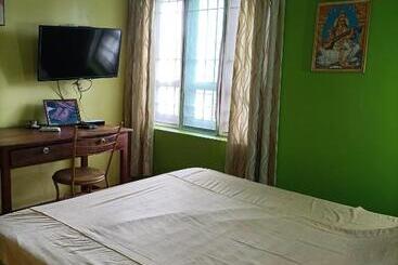 تختخواب و صبحانه Kadalamma Beach Homestay