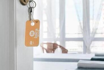 پانسیون 4u Lisbon Suites & Guesthouse Vii Airport