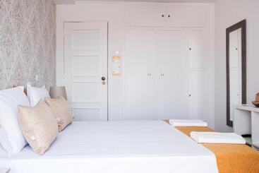 پانسیون 4u Lisbon Suites & Guesthouse Vii Airport