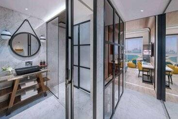 هتل Andaz Dubai The Palm