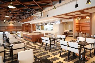 هتل Regenta Central Rs Chennai Omr Sipcot
