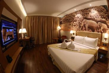 هتل Regenta Central Rs Chennai Omr Sipcot