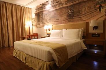 هتل Regenta Central Rs Chennai Omr Sipcot