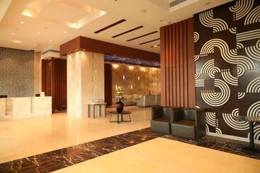 هتل Regenta Central Rs Chennai Omr Sipcot