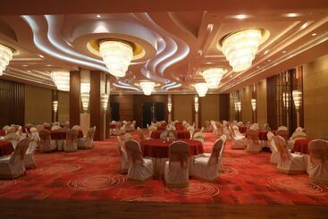 هتل Regenta Central Rs Chennai Omr Sipcot