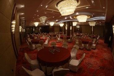 هتل Regenta Central Rs Chennai Omr Sipcot