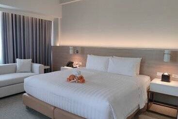 Brittany Hotel Bgc