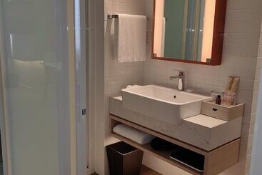 Brittany Hotel Bgc