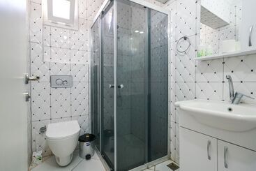 çi̇çek Apart Otel