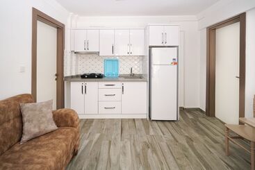 çi̇çek Apart Otel