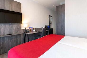 هتل Plaza Premium Den Haag City Center