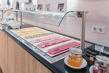 هتل Plaza Premium Den Haag City Center
