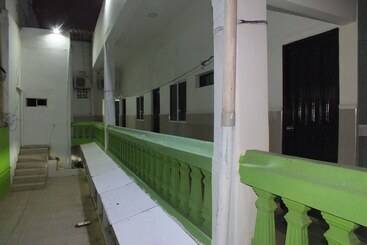 هتل Emeralda Inn