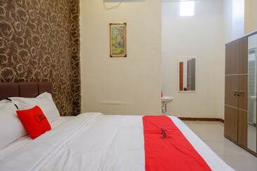 پانسیون Reddoorz @ Jalan Pattimura Palu