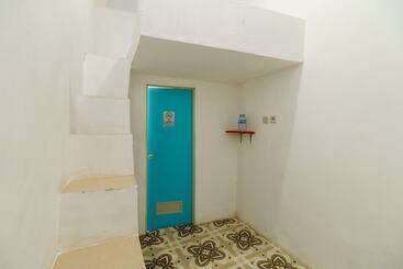 پانسیون Reddoorz Syariah Near Pangkal Balam Port Bangka