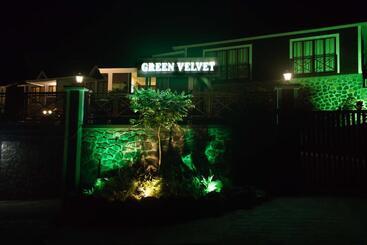 Green Velvet Resort Near Pawna Lake