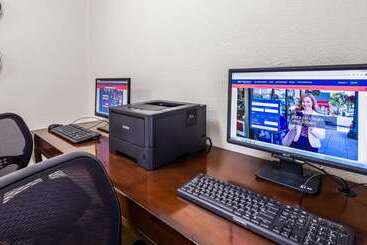 هتل Best Western Capital City Inn