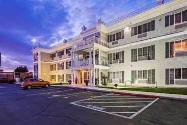 هتل Best Western Capital City Inn
