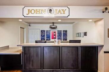 هتل Best Western Capital City Inn