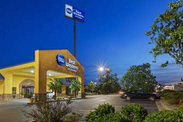هتل Best Western Inn & Suites