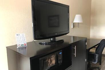 هتل Best Western Inn & Suites