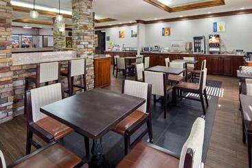 هتل Best Western Inn & Suites