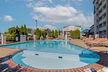 هتل Best Western St Louis Kirkwood Route 66