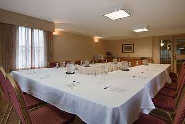 هتل Best Western Merry Manor Inn