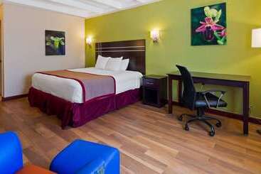 هتل Best Western Orlando West
