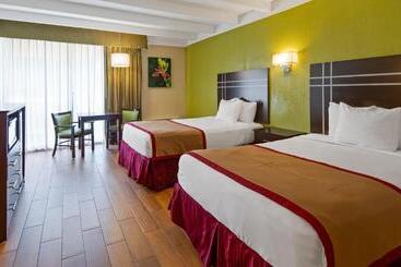 هتل Best Western Orlando West