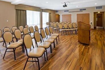 هتل Best Western Orlando West