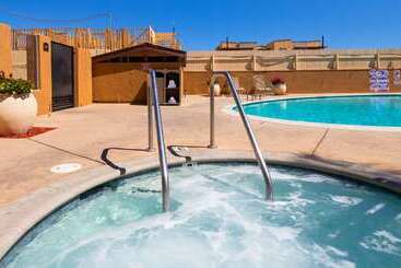 هتل Best Western Oxnard Inn