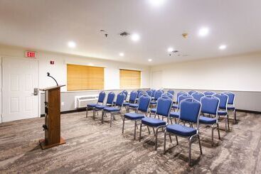 هتل Best Western Pearland Inn