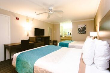 هتل Best Western Pearland Inn